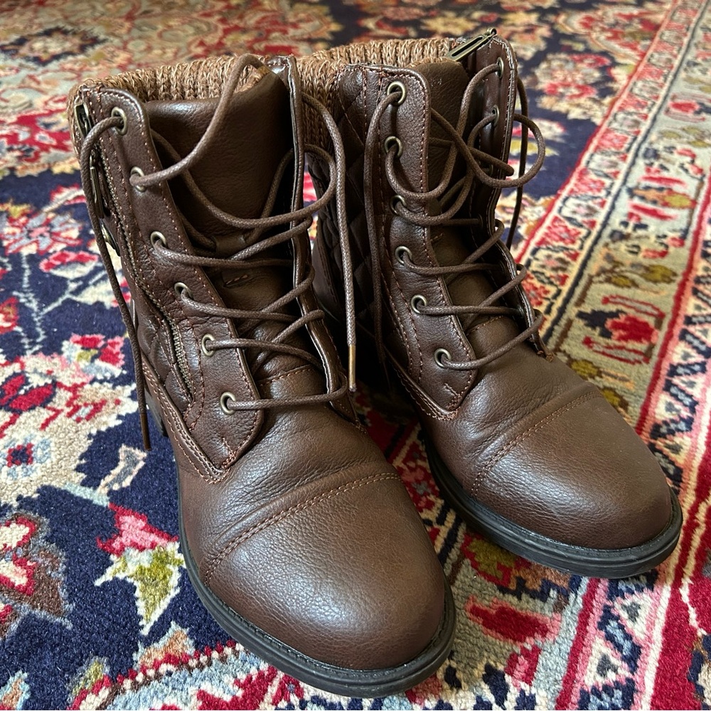 Lace up boots